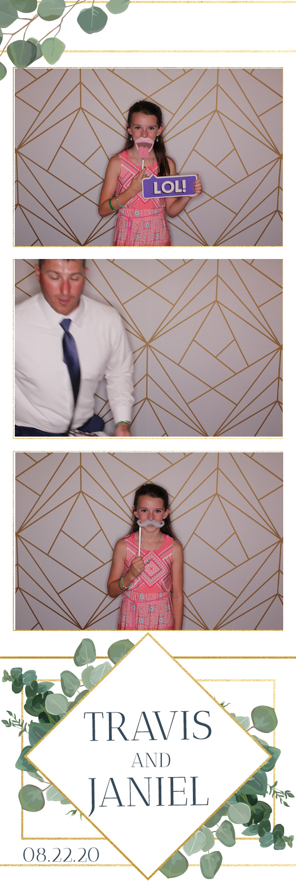 Jacquie & Dennis’ Wedding | View more photos from the event at gallery.photoboothbillings.com/u/PhotoBoothBillings/Jacquie-Dennis’-Wedding-0